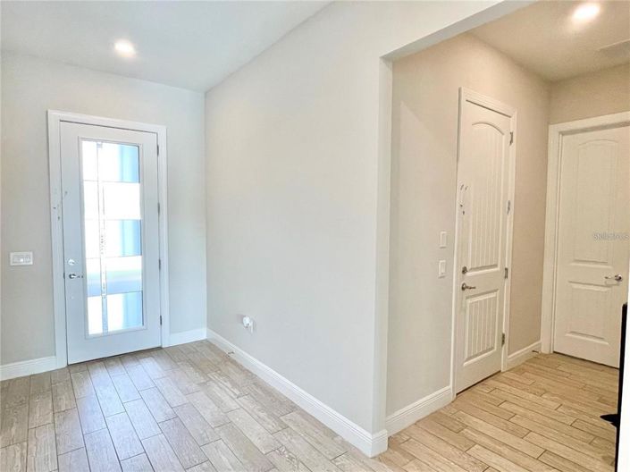 Image No.21-5 Bed Property for sale