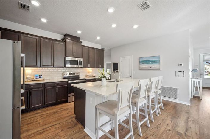 Image No.14-3 Bed Property for sale