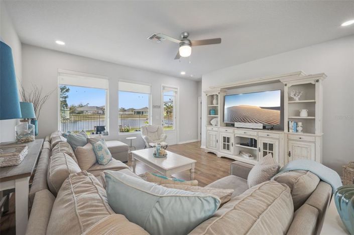 Image No.16-3 Bed Property for sale