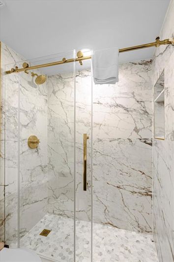 Image No.10-1 Bed Property for sale