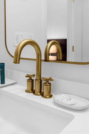 Image No.12-1 Bed Property for sale