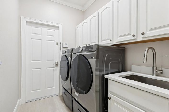 Image No.28-4 Bed Property for sale