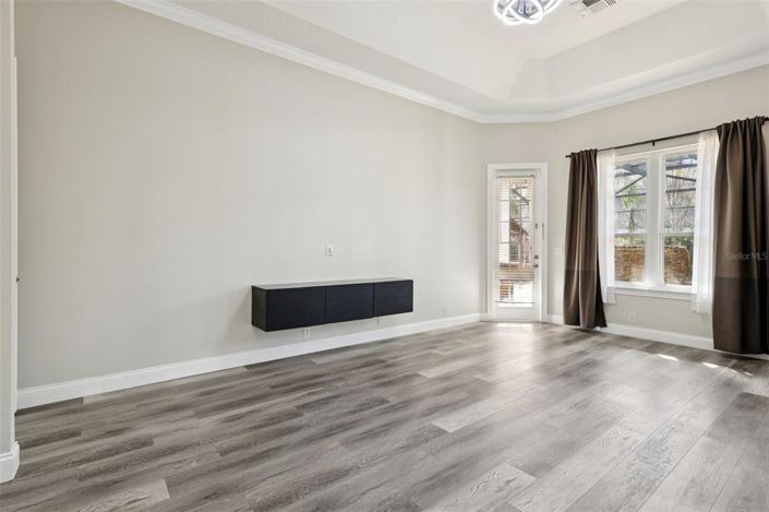 Image No.33-4 Bed Property for sale