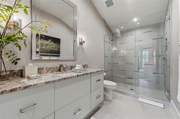 Image No.27-3 Bed Property for sale