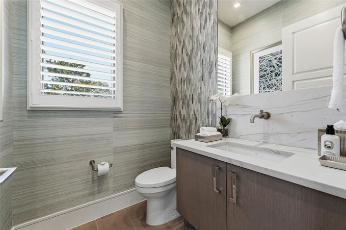 Image No.9-3 Bed Property for sale