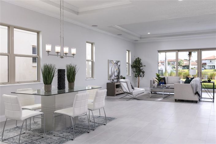 Image No.10-4 Bed Property for sale