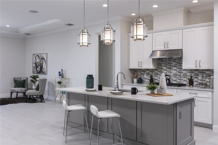 Image No.6-4 Bed Property for sale