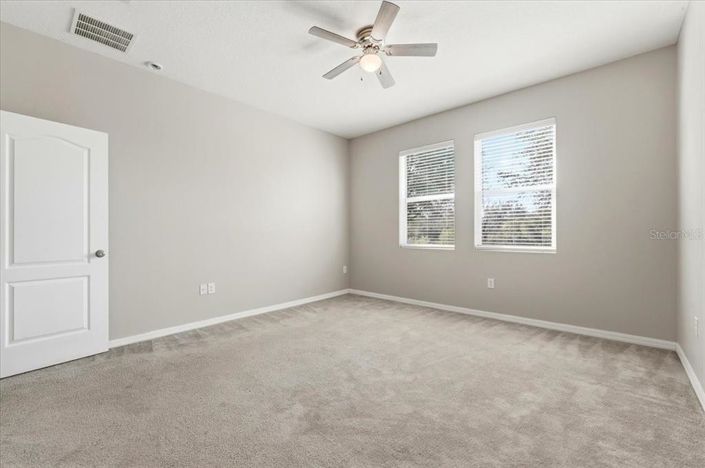 Image No.13-3 Bed Property for sale