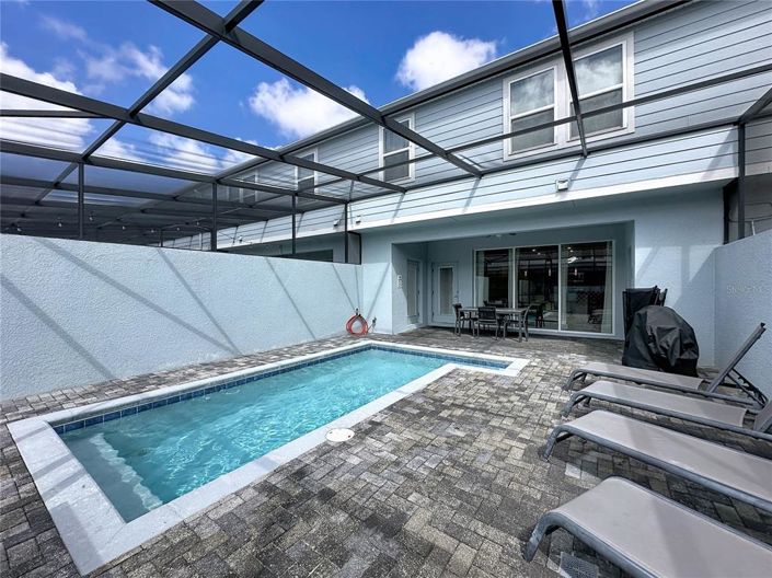 Image No.22-5 Bed Townhouse for sale