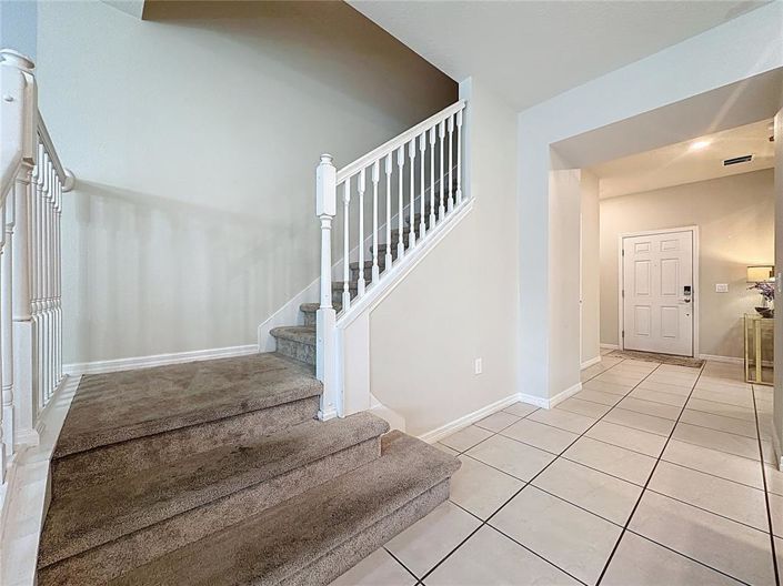 Image No.25-5 Bed Townhouse for sale