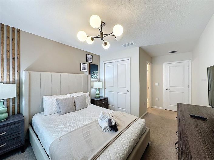 Image No.38-5 Bed Townhouse for sale