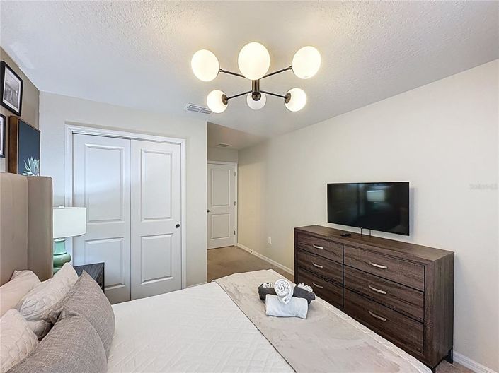 Image No.39-5 Bed Townhouse for sale