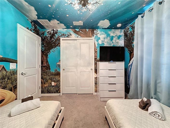 Image No.46-5 Bed Townhouse for sale