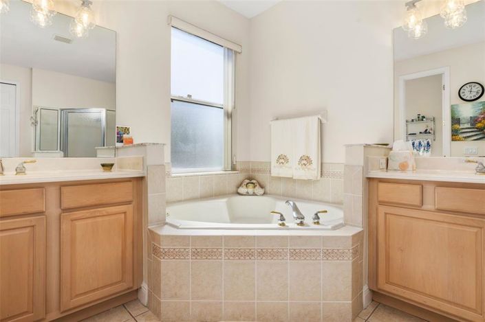 Image No.34-4 Bed Property for sale