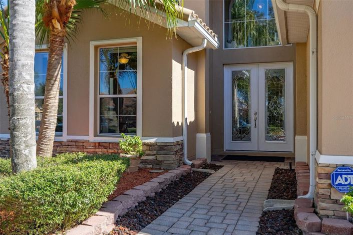 Image No.6-4 Bed Property for sale