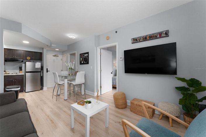 Image No.11-1 Bed Property for sale