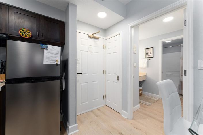 Image No.19-1 Bed Property for sale