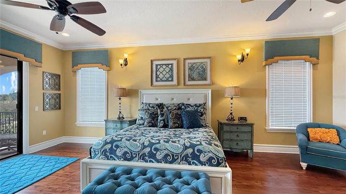 Image No.30-5 Bed Property for sale