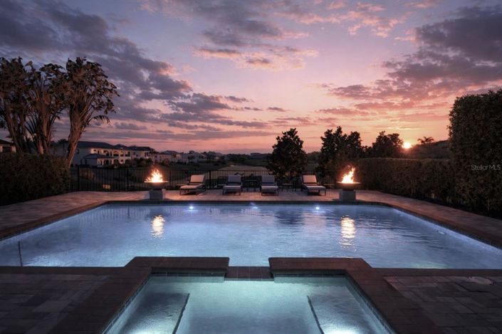 Image No.4-5 Bed Property for sale