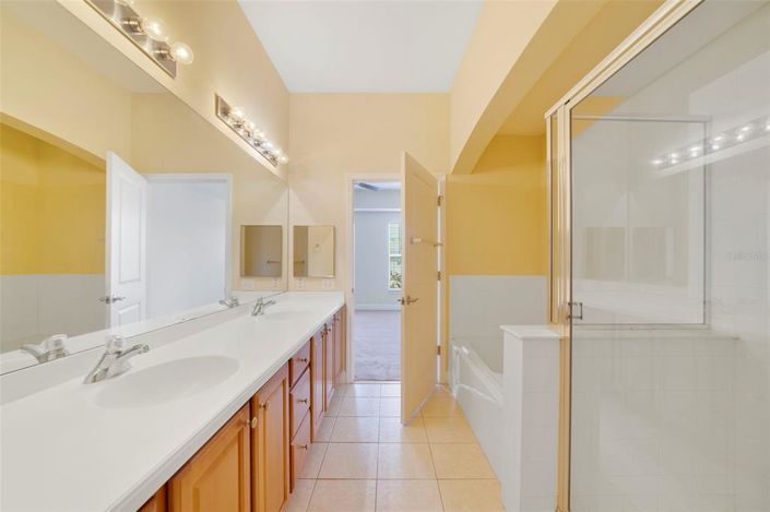 Image No.23-3 Bed Property for sale