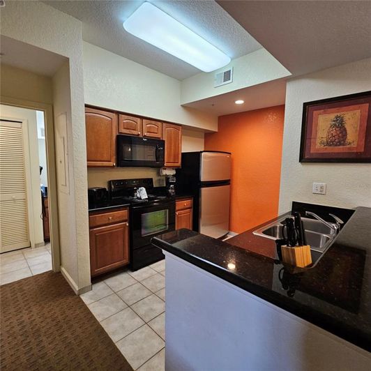 Image No.33-2 Bed Property for sale