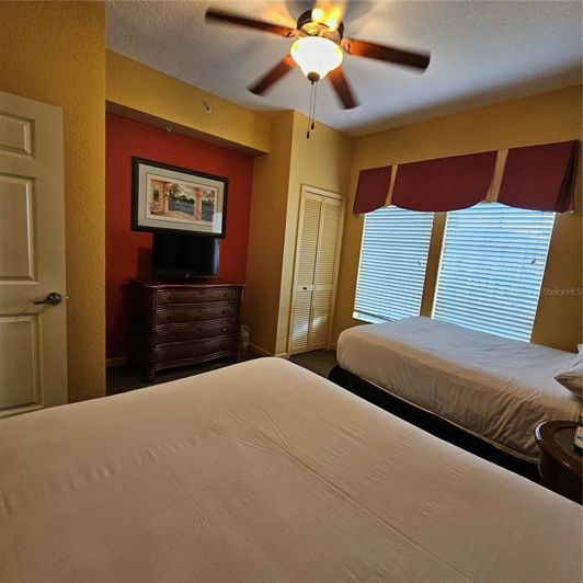 Image No.36-2 Bed Property for sale