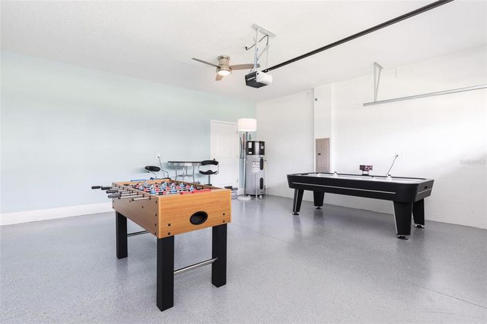 Image No.27-8 Bed Property for sale