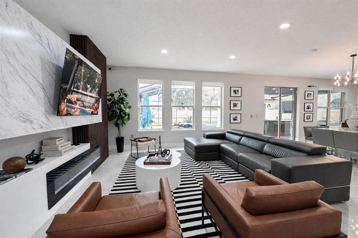 Image No.24-4 Bed Property for sale