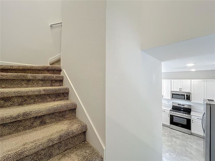 Image No.20-3 Bed Townhouse for sale