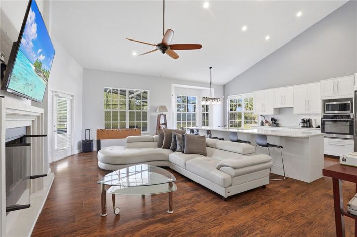 Image No.16-5 Bed Property for sale