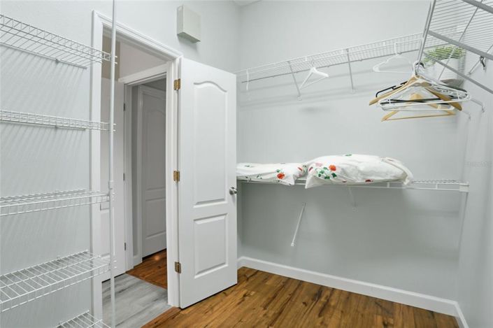 Image No.33-5 Bed Property for sale