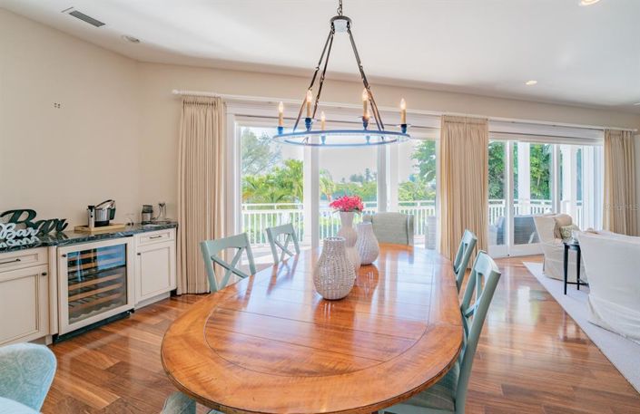 Image No.18-4 Bed Property for sale