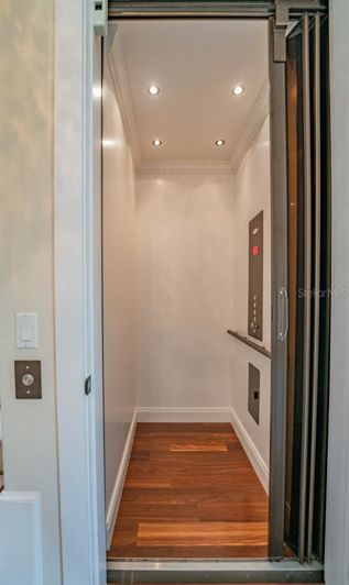 Image No.33-4 Bed Property for sale