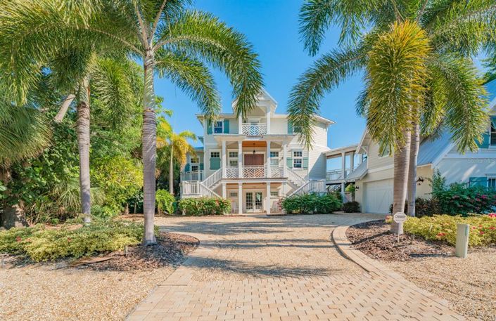 Image No.8-4 Bed Property for sale