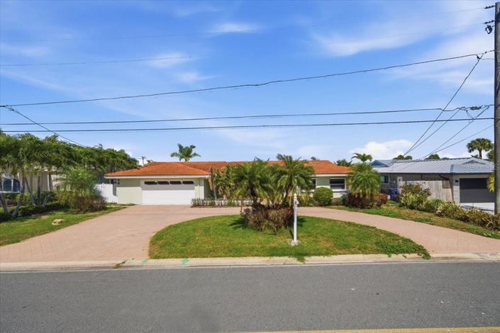 Image No.10-Propriété de 4 chambres à vendre à St. Pete Beach