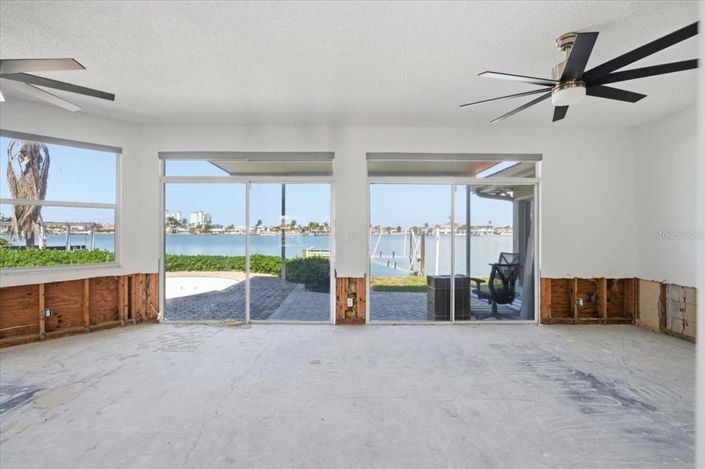 Image No.14-Propriété de 4 chambres à vendre à St. Pete Beach