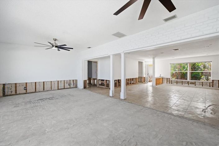 Image No.17-Propriété de 4 chambres à vendre à St. Pete Beach