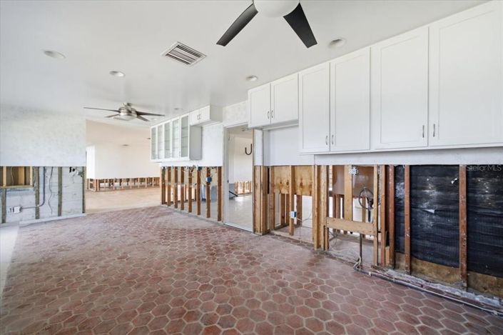 Image No.20-Propriété de 4 chambres à vendre à St. Pete Beach