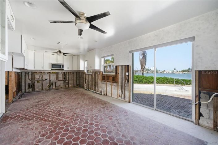 Image No.21-Propriété de 4 chambres à vendre à St. Pete Beach