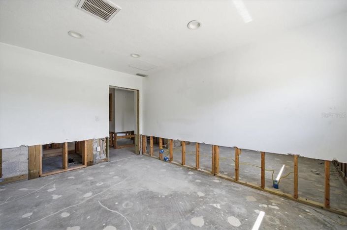 Image No.37-Propriété de 4 chambres à vendre à St. Pete Beach