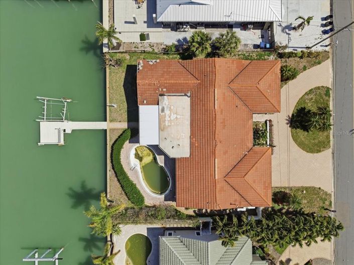 Image No.6-Propriété de 4 chambres à vendre à St. Pete Beach