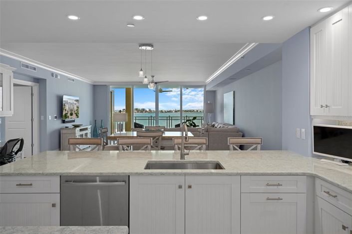 Image No.12-3 Bed Property for sale