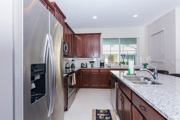 Image No.4-4 Bed Townhouse for sale