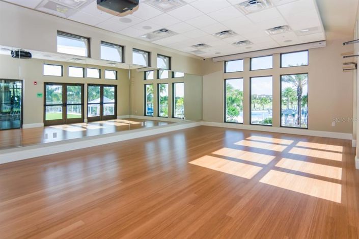 Image No.52-4 Bed Townhouse for sale