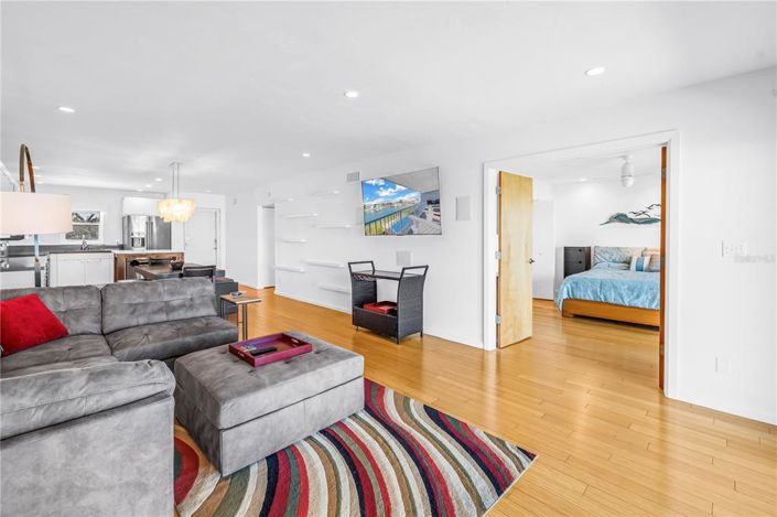 Image No.15-2 Bed Property for sale