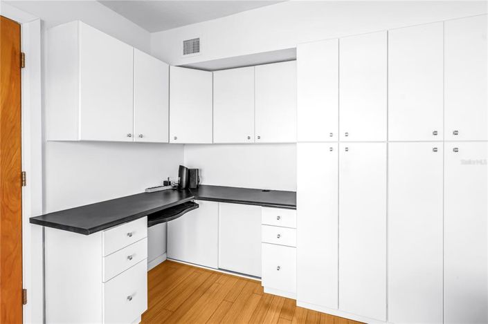 Image No.19-2 Bed Property for sale