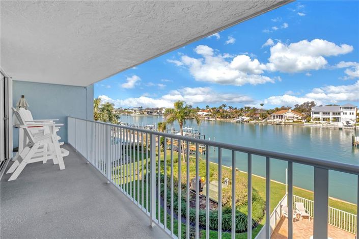 Image No.25-2 Bed Property for sale