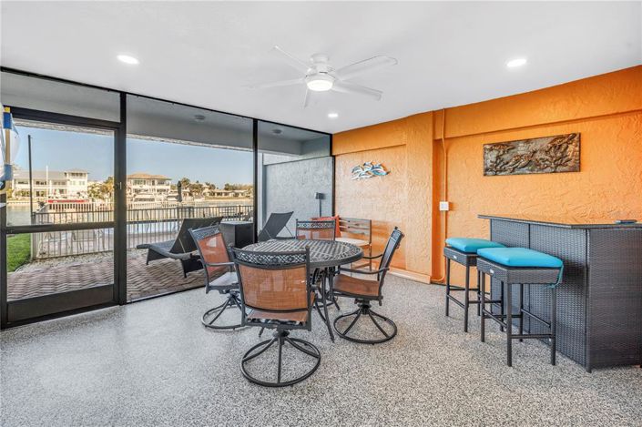 Image No.36-2 Bed Property for sale