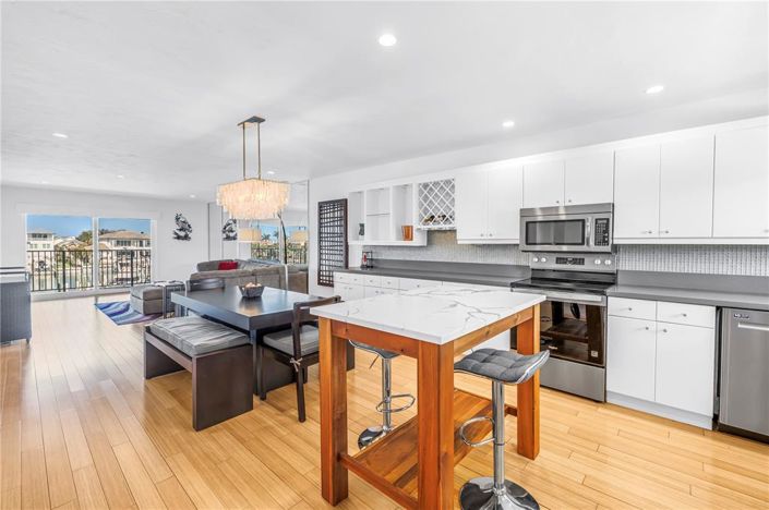 Image No.6-2 Bed Property for sale