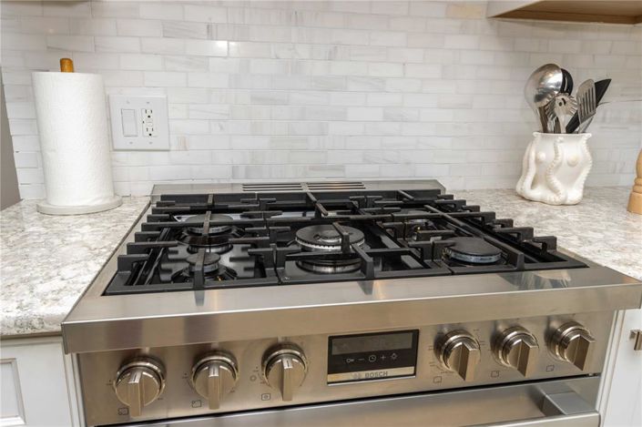 Image No.11-4 Bed Property for sale